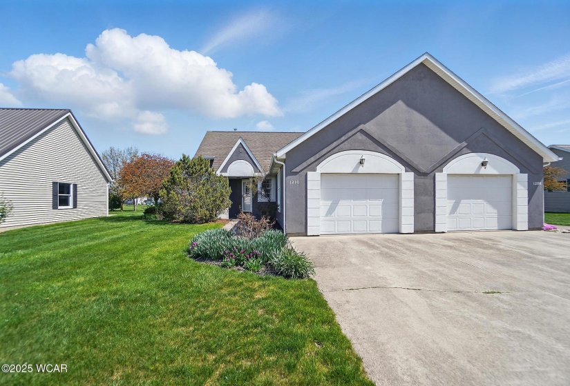 1210 Navajo Trail, Wapakoneta, Ohio, 2 Bedrooms Bedrooms, ,2 BathroomsBathrooms,Residential,For Sale,Navajo,306860