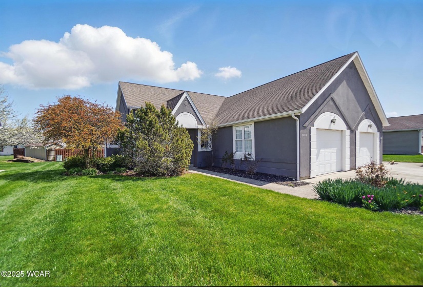 1210 Navajo Trail, Wapakoneta, Ohio, 2 Bedrooms Bedrooms, ,2 BathroomsBathrooms,Residential,For Sale,Navajo,306860