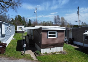 309 Bock Street, Springfield, Ohio 45503, 2 Bedrooms Bedrooms, ,1 BathroomBathrooms,Residential,For Sale,Bock,1038341