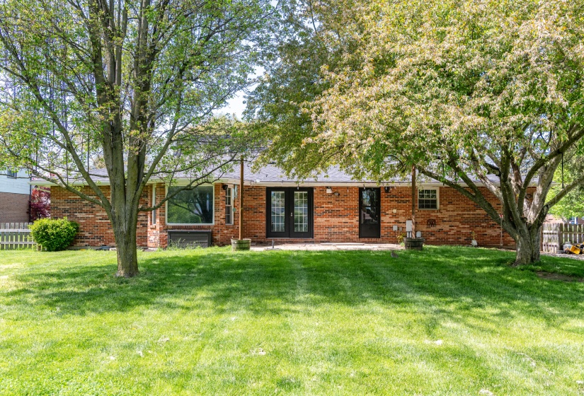 2245 Shenandoah 53