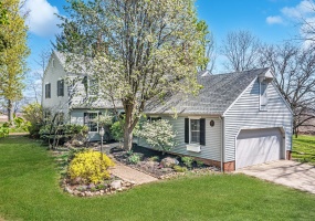 655 Dugan Road, Urbana, Ohio 43078, 5 Bedrooms Bedrooms, ,3 BathroomsBathrooms,Residential,For Sale,Dugan,1038364