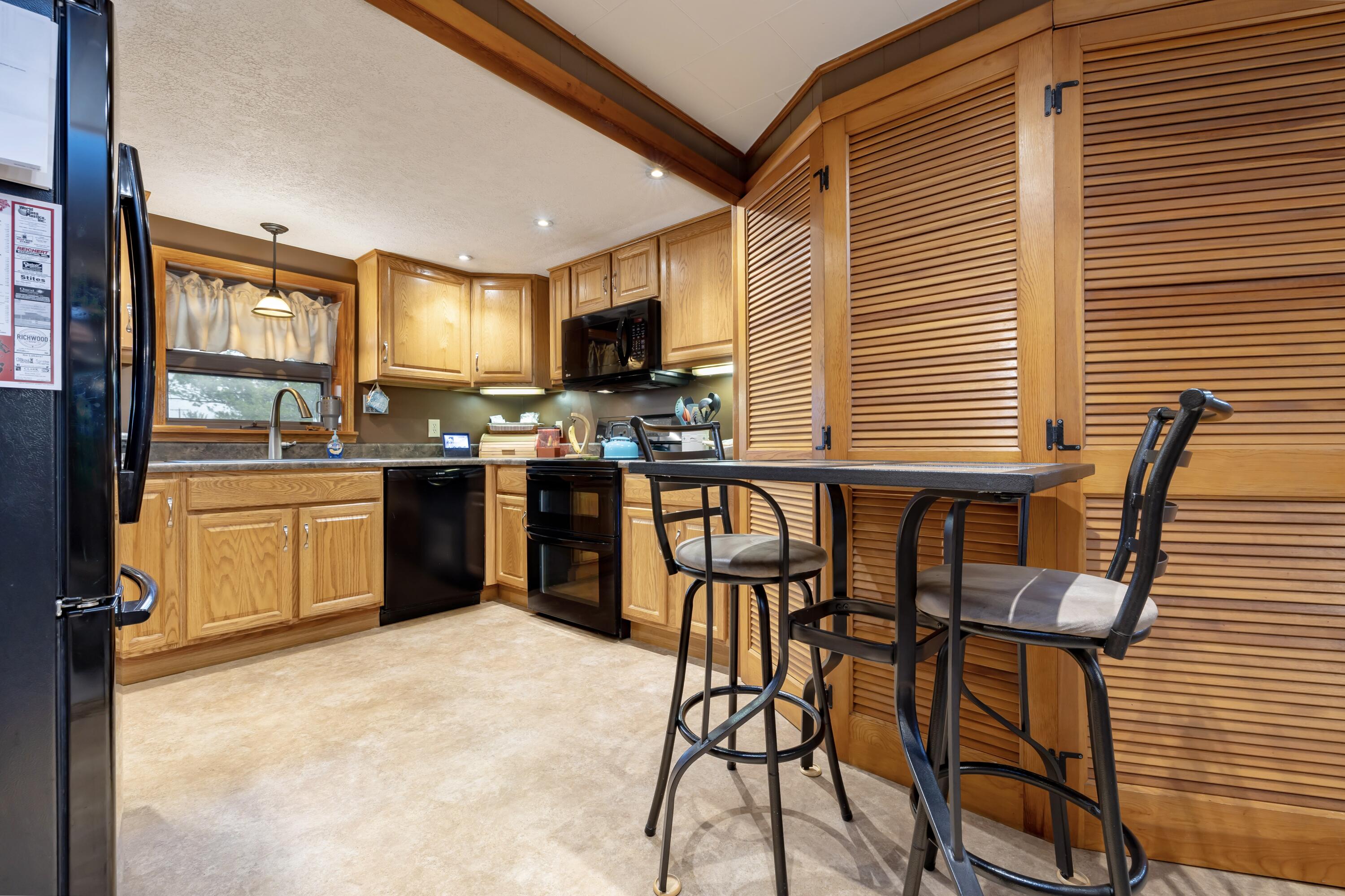 8556 State Route 117, Huntsville, Ohio 43324