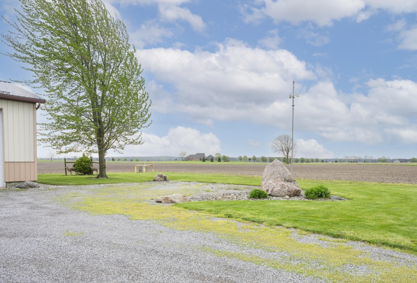 8556 SR 117-18