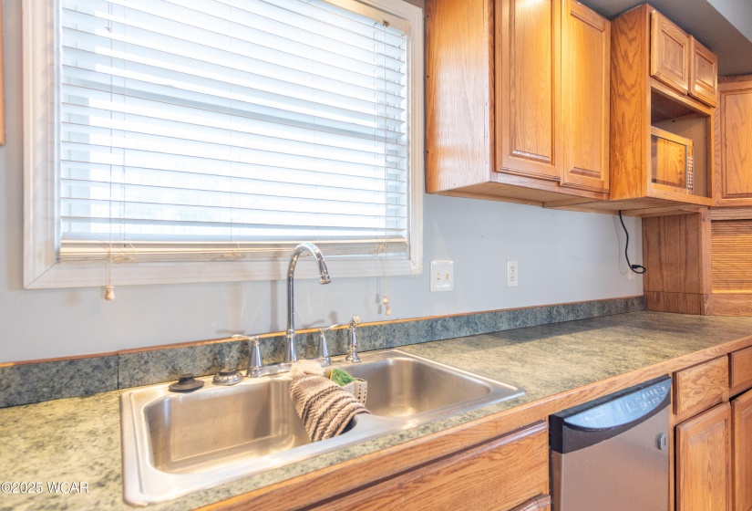 427 Miami Avenue, Sidney, Ohio, 5 Bedrooms Bedrooms, ,2 BathroomsBathrooms,Residential,For Sale,Miami,306348