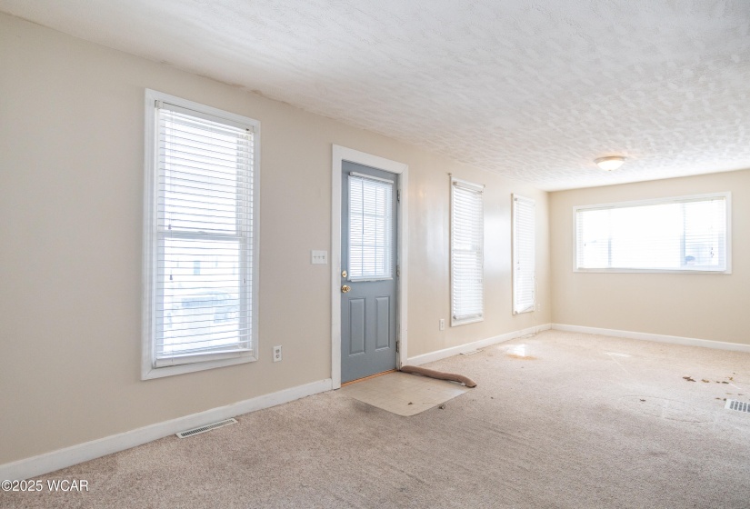 427 Miami Avenue, Sidney, Ohio, 5 Bedrooms Bedrooms, ,2 BathroomsBathrooms,Residential,For Sale,Miami,306348