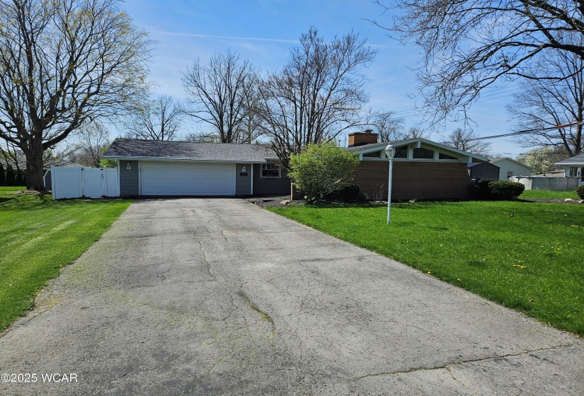 845 Circle Drive, Wapakoneta, Ohio, 3 Bedrooms Bedrooms, ,2 BathroomsBathrooms,Residential,For Sale,Circle,306827