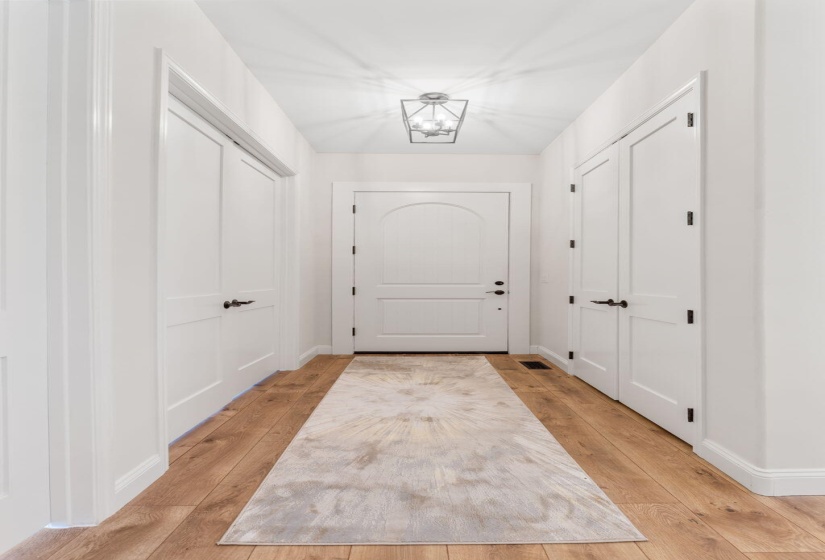 278 E Powell Ave (Interior)-1