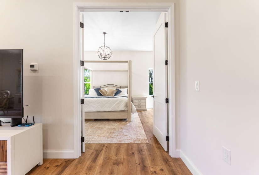 278 E Powell Ave (Interior)-25