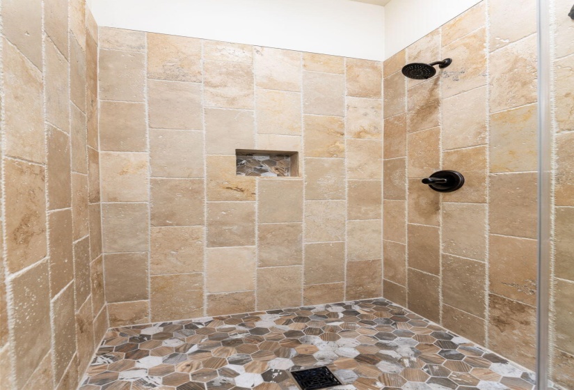 278 E Powell Ave (Interior)-34