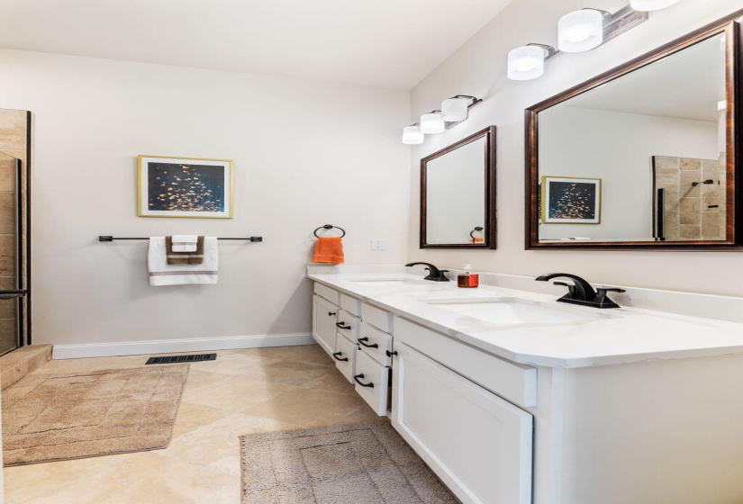 278 E Powell Ave (Interior)-36