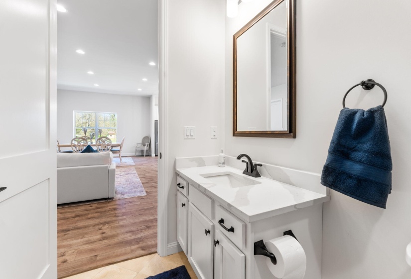278 E Powell Ave (Interior)-46