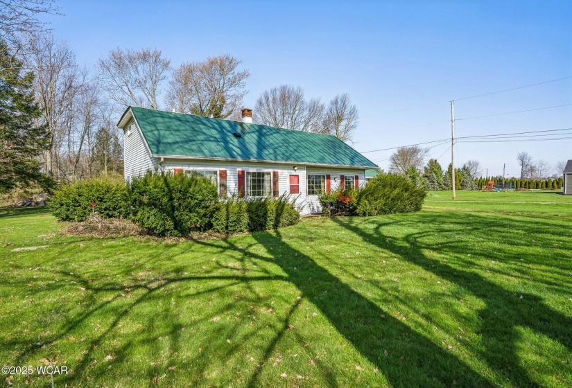 2435 Fostoria Road, Fostoria, Ohio, 3 Bedrooms Bedrooms, ,2 BathroomsBathrooms,Residential,For Sale,Fostoria,306731