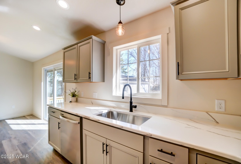 4144 Kemp Road, Lima, Ohio, 3 Bedrooms Bedrooms, ,2 BathroomsBathrooms,Residential,For Sale,Kemp,306598