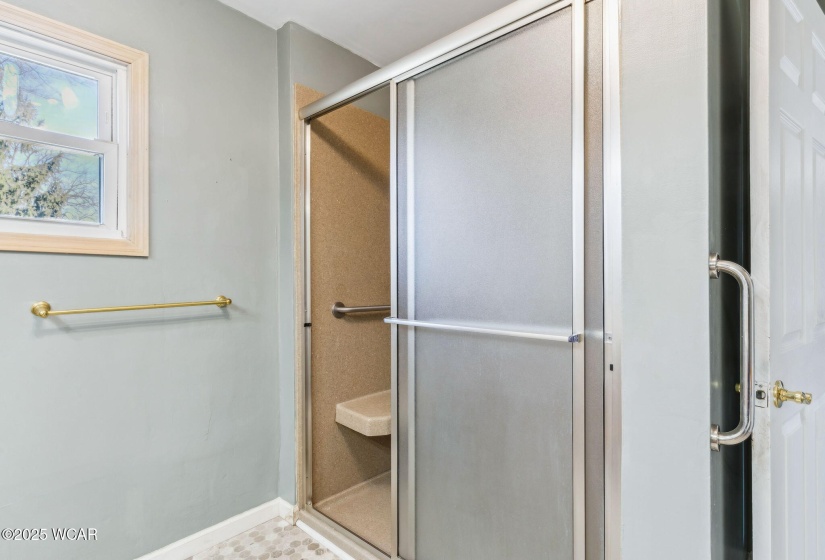 1721 Union Street, Fostoria, Ohio, 2 Bedrooms Bedrooms, ,1 BathroomBathrooms,Residential,For Sale,Union,306392