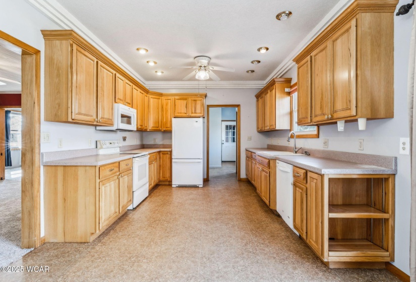 1721 Union Street, Fostoria, Ohio, 2 Bedrooms Bedrooms, ,1 BathroomBathrooms,Residential,For Sale,Union,306392