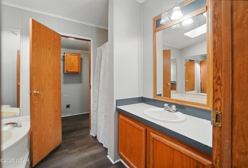 608 Lakeridge Drive, Lima, Ohio, 4 Bedrooms Bedrooms, ,2 BathroomsBathrooms,Residential,For Sale,Lakeridge,306916