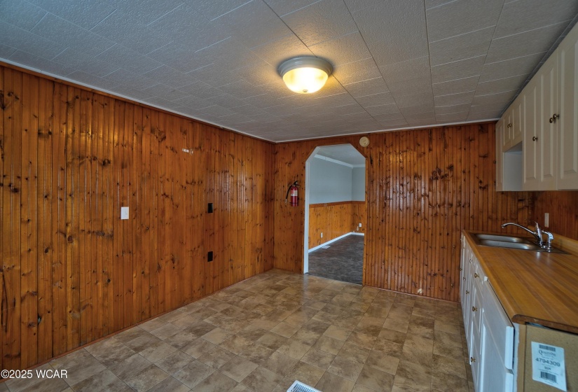 723 Lima Street, Kenton, Ohio, 2 Bedrooms Bedrooms, ,1 BathroomBathrooms,Residential,For Sale,Lima,306915