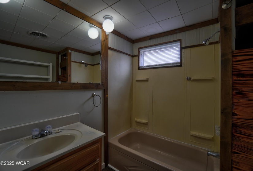 723 Lima Street, Kenton, Ohio, 2 Bedrooms Bedrooms, ,1 BathroomBathrooms,Residential,For Sale,Lima,306915