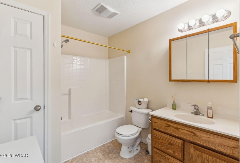 504 Clint Drive, Ada, Ohio, 3 Bedrooms Bedrooms, ,2 BathroomsBathrooms,Residential,For Sale,Clint,306920