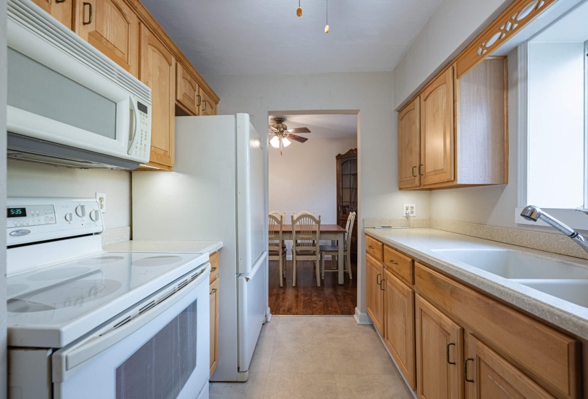 306 S 7th-13