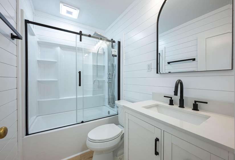 306 S 7th-16