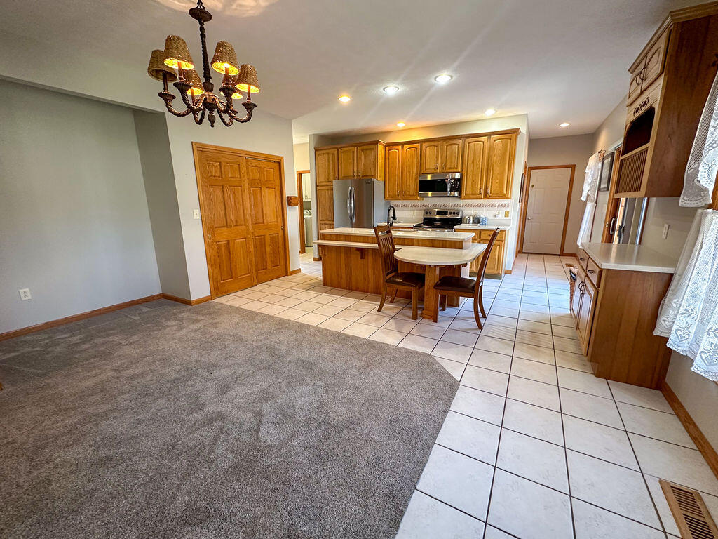 24 Breezewood Lane, Saint Marys, Ohio 45885