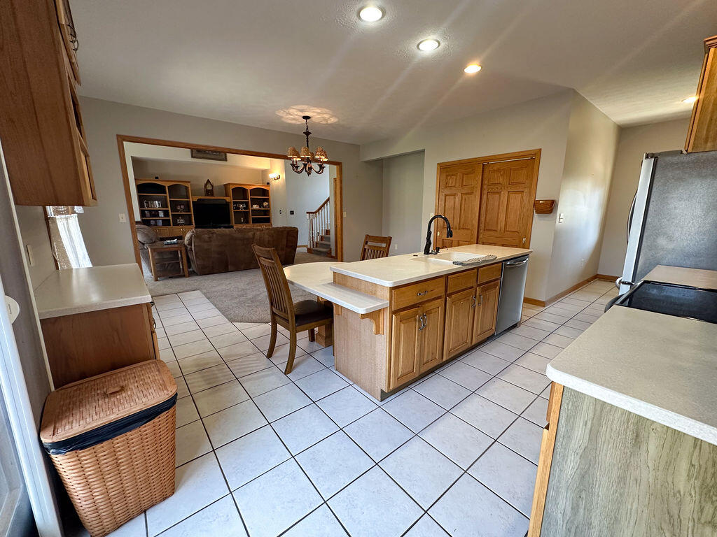 24 Breezewood Lane, Saint Marys, Ohio 45885