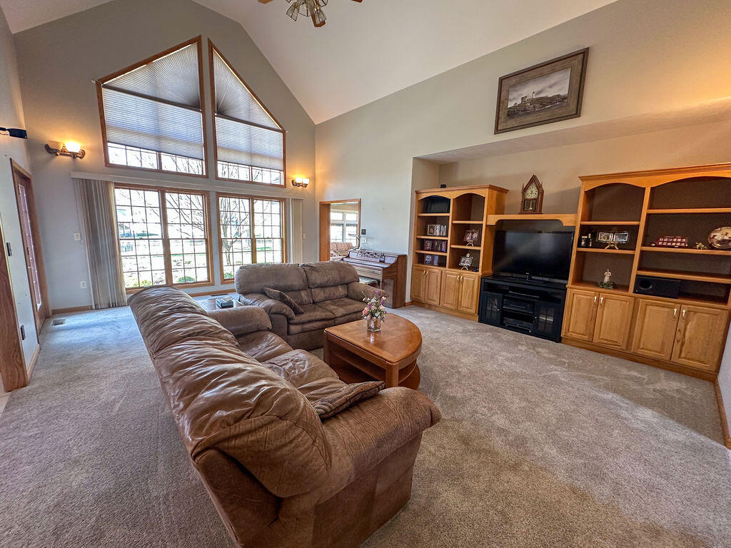 24 Breezewood Lane, Saint Marys, Ohio 45885