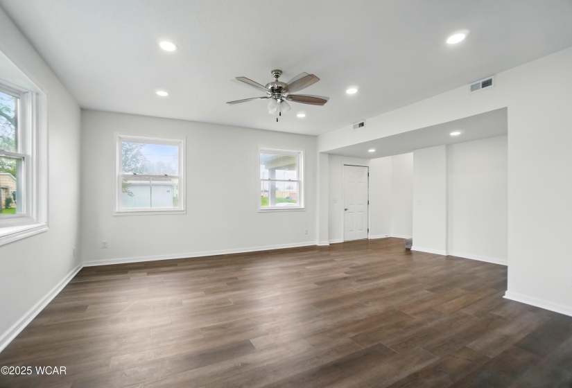 221 Broadway Street, Spencerville, Ohio, 4 Bedrooms Bedrooms, ,2 BathroomsBathrooms,Residential,For Sale,Broadway,306923