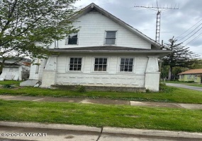 305 Main Street, Wapakoneta, Ohio, 3 Bedrooms Bedrooms, ,1 BathroomBathrooms,Residential,For Sale,Main,306925