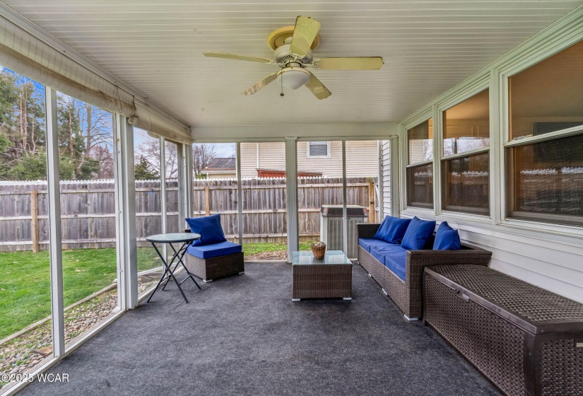 419 Glenview Drive, Fostoria, Ohio, 3 Bedrooms Bedrooms, ,2 BathroomsBathrooms,Residential,For Sale,Glenview,306729