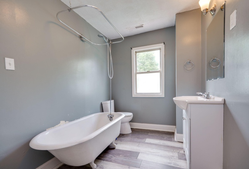 36-web-or-mls-1603-woodward-ave