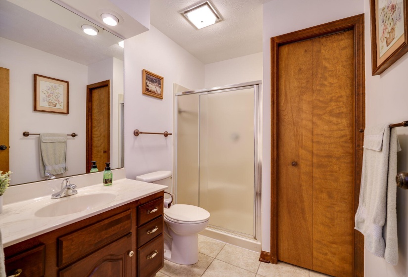 23-web-or-mls-933-oak-lea-dr