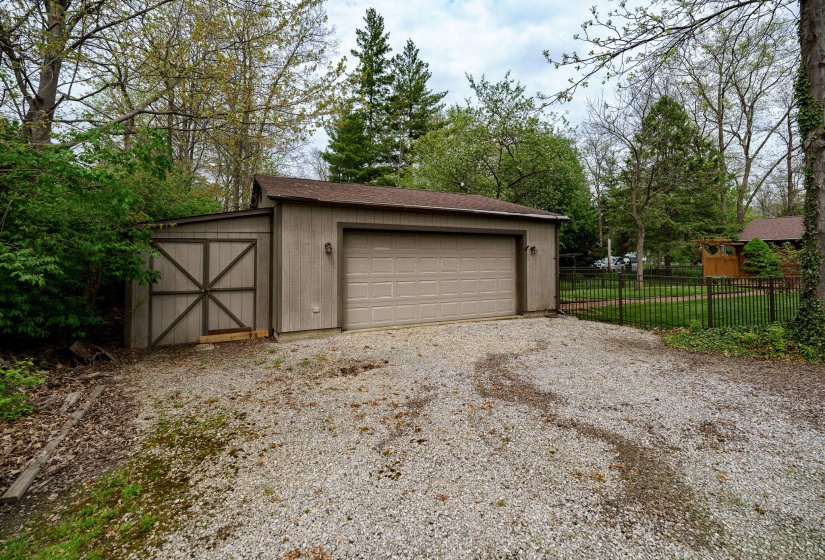 34-web-or-mls-933-oak-lea-dr