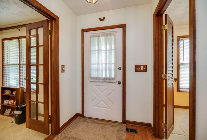5-web-or-mls-933-oak-lea-dr