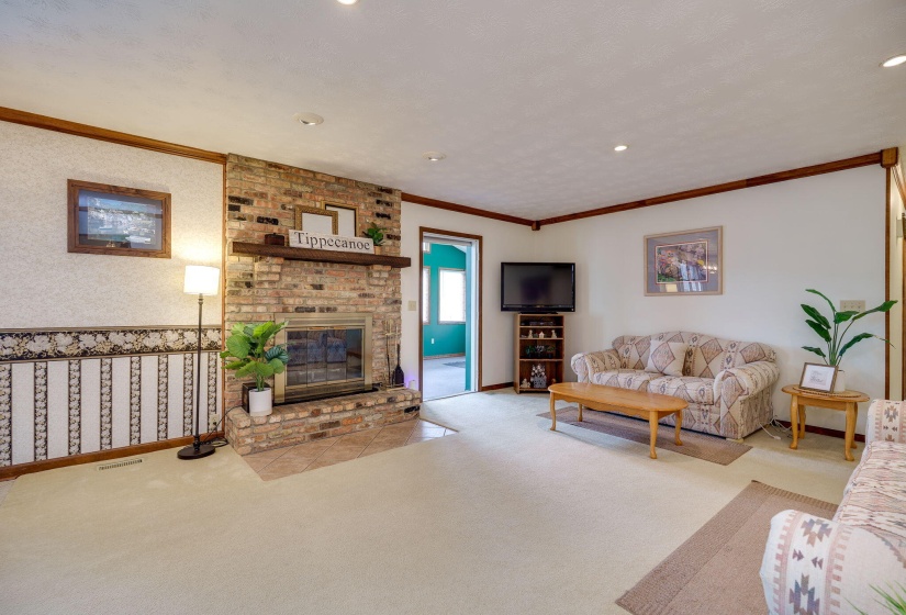 10-web-or-mls-933-oak-lea-dr