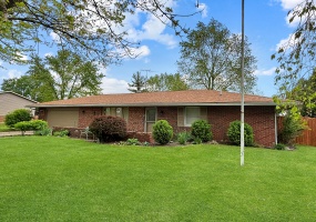 5400 Tamarack Trail, Greenville, Ohio 45331, 2 Bedrooms Bedrooms, ,2 BathroomsBathrooms,Residential,For Sale,Tamarack,1038413
