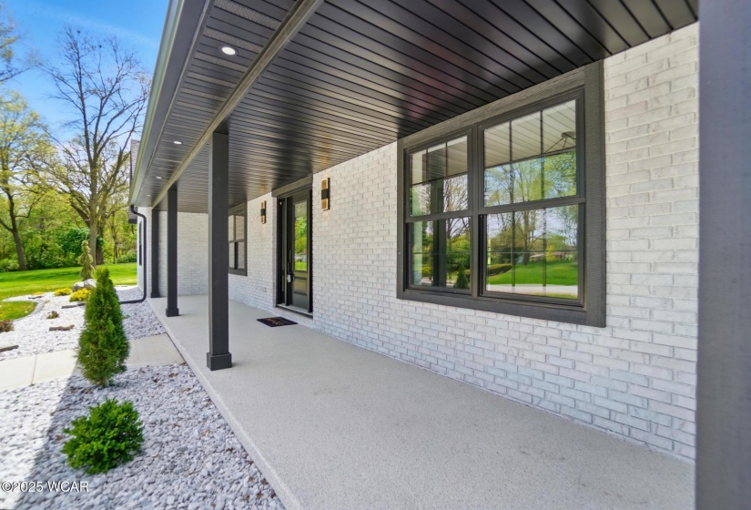 1652 Oak Woods Drive, Lima, Ohio, 5 Bedrooms Bedrooms, ,3 BathroomsBathrooms,Residential,For Sale,Oak Woods,306928