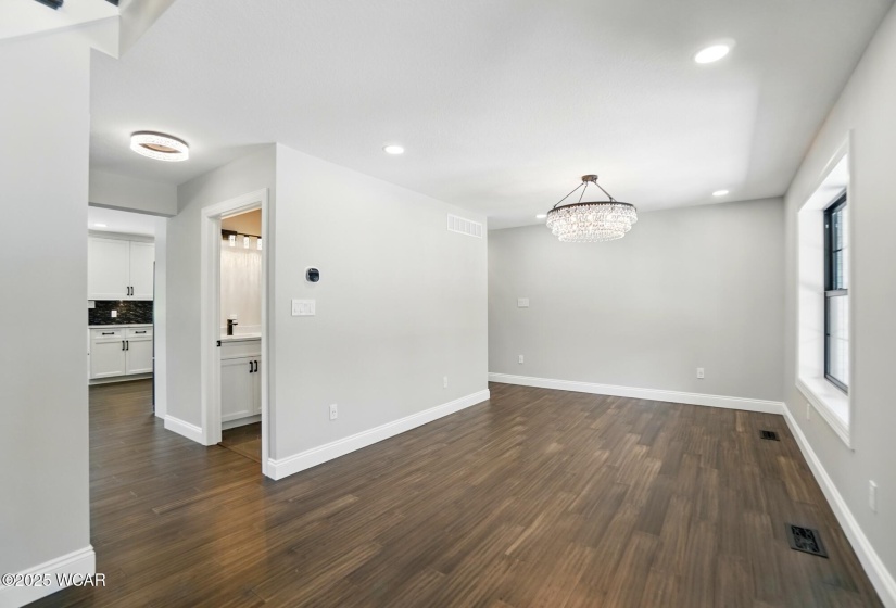 1652 Oak Woods Drive, Lima, Ohio, 5 Bedrooms Bedrooms, ,3 BathroomsBathrooms,Residential,For Sale,Oak Woods,306928