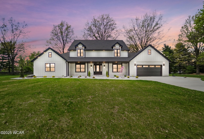 1652 Oak Woods Drive, Lima, Ohio, 5 Bedrooms Bedrooms, ,3 BathroomsBathrooms,Residential,For Sale,Oak Woods,306928