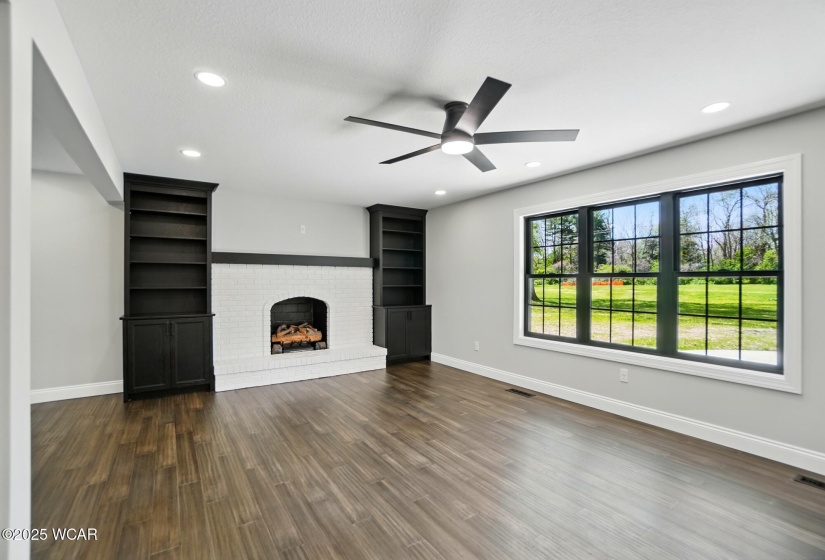 1652 Oak Woods Drive, Lima, Ohio, 5 Bedrooms Bedrooms, ,3 BathroomsBathrooms,Residential,For Sale,Oak Woods,306928