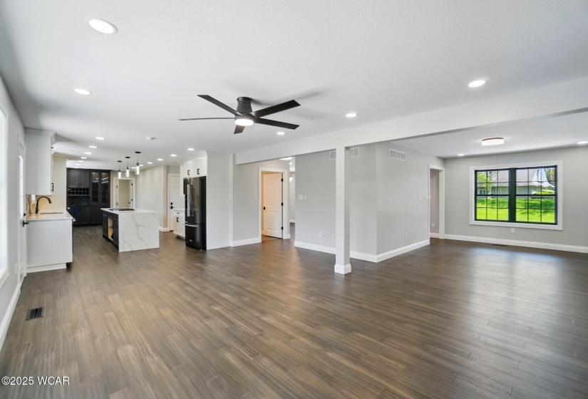1652 Oak Woods Drive, Lima, Ohio, 5 Bedrooms Bedrooms, ,3 BathroomsBathrooms,Residential,For Sale,Oak Woods,306928