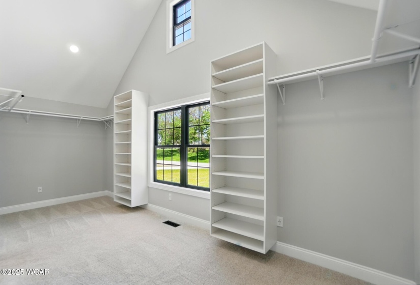 1652 Oak Woods Drive, Lima, Ohio, 5 Bedrooms Bedrooms, ,3 BathroomsBathrooms,Residential,For Sale,Oak Woods,306928