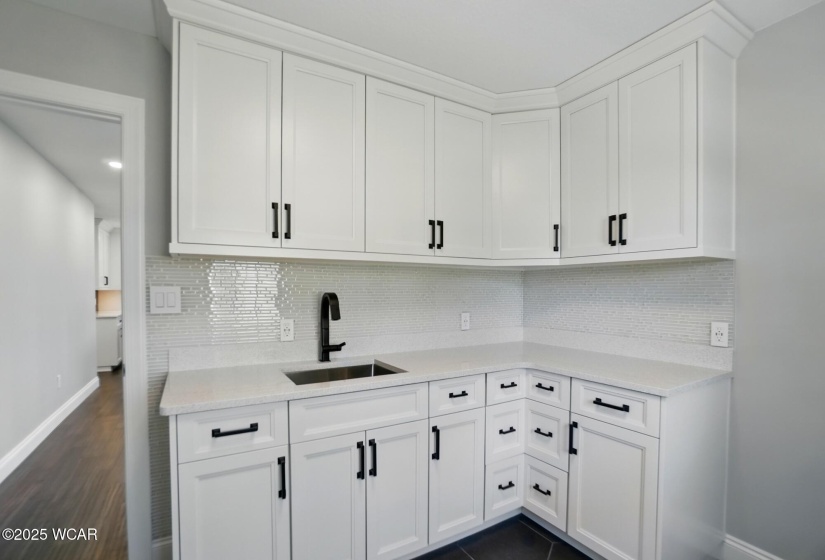 1652 Oak Woods Drive, Lima, Ohio, 5 Bedrooms Bedrooms, ,3 BathroomsBathrooms,Residential,For Sale,Oak Woods,306928