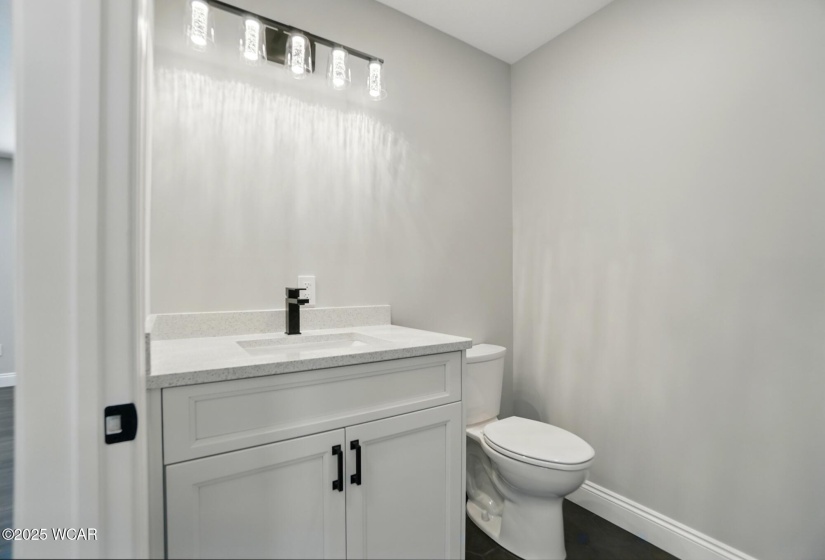 1652 Oak Woods Drive, Lima, Ohio, 5 Bedrooms Bedrooms, ,3 BathroomsBathrooms,Residential,For Sale,Oak Woods,306928