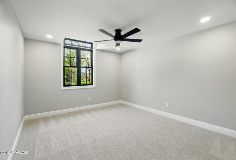 1652 Oak Woods Drive, Lima, Ohio, 5 Bedrooms Bedrooms, ,3 BathroomsBathrooms,Residential,For Sale,Oak Woods,306928