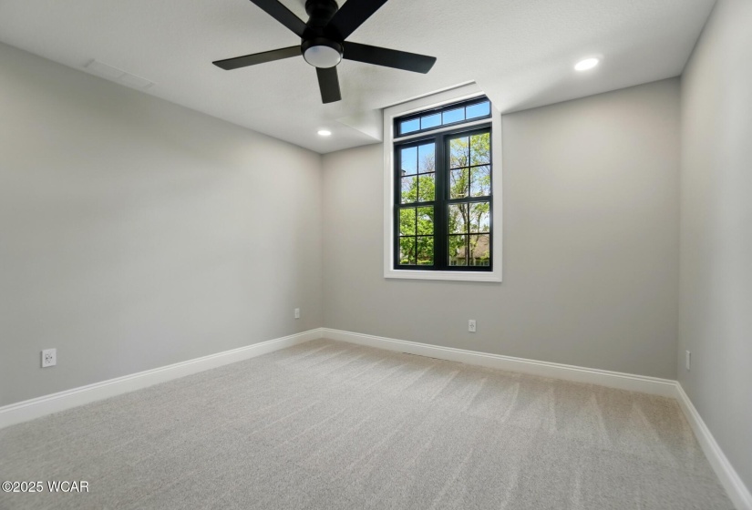 1652 Oak Woods Drive, Lima, Ohio, 5 Bedrooms Bedrooms, ,3 BathroomsBathrooms,Residential,For Sale,Oak Woods,306928