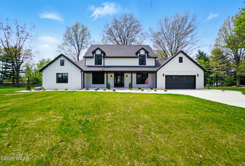1652 Oak Woods Drive, Lima, Ohio, 5 Bedrooms Bedrooms, ,3 BathroomsBathrooms,Residential,For Sale,Oak Woods,306928