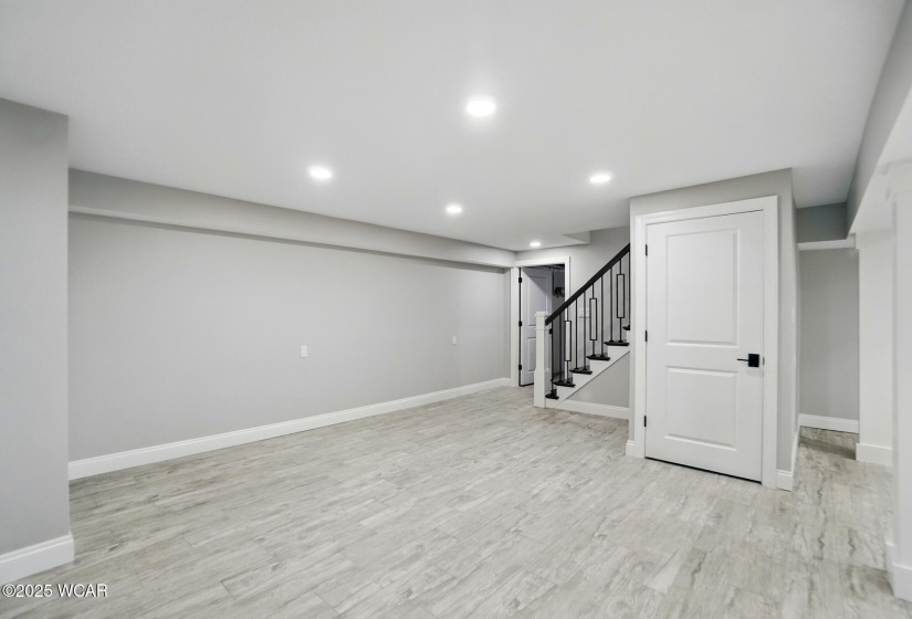 1652 Oak Woods Drive, Lima, Ohio, 5 Bedrooms Bedrooms, ,3 BathroomsBathrooms,Residential,For Sale,Oak Woods,306928