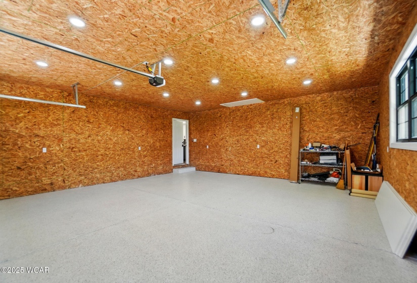 1652 Oak Woods Drive, Lima, Ohio, 5 Bedrooms Bedrooms, ,3 BathroomsBathrooms,Residential,For Sale,Oak Woods,306928